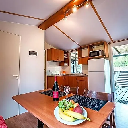Hotel Mobile Homes Comfort Capri Bijela Uvala Poreč