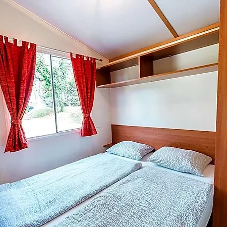 Hotel Mobile Homes Comfort Capri Bijela Uvala 4*